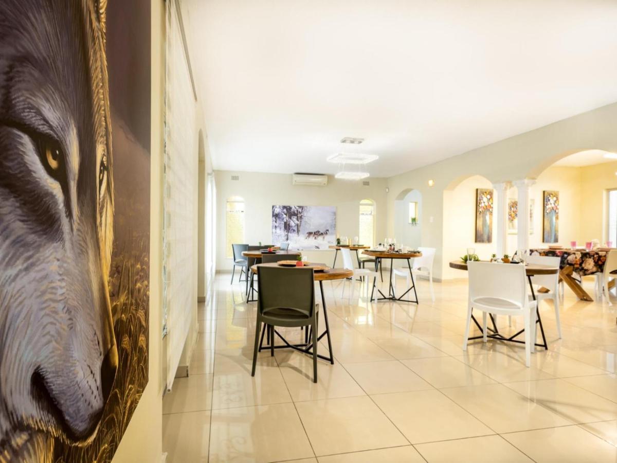 Woelfe Krantz Accommodation Mbombela Bagian luar foto