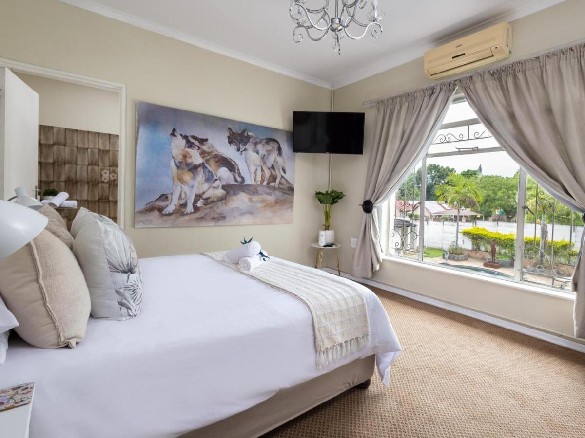 Woelfe Krantz Accommodation Mbombela Ruang foto