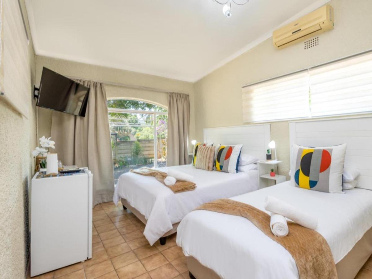 Woelfe Krantz Accommodation Mbombela Ruang foto