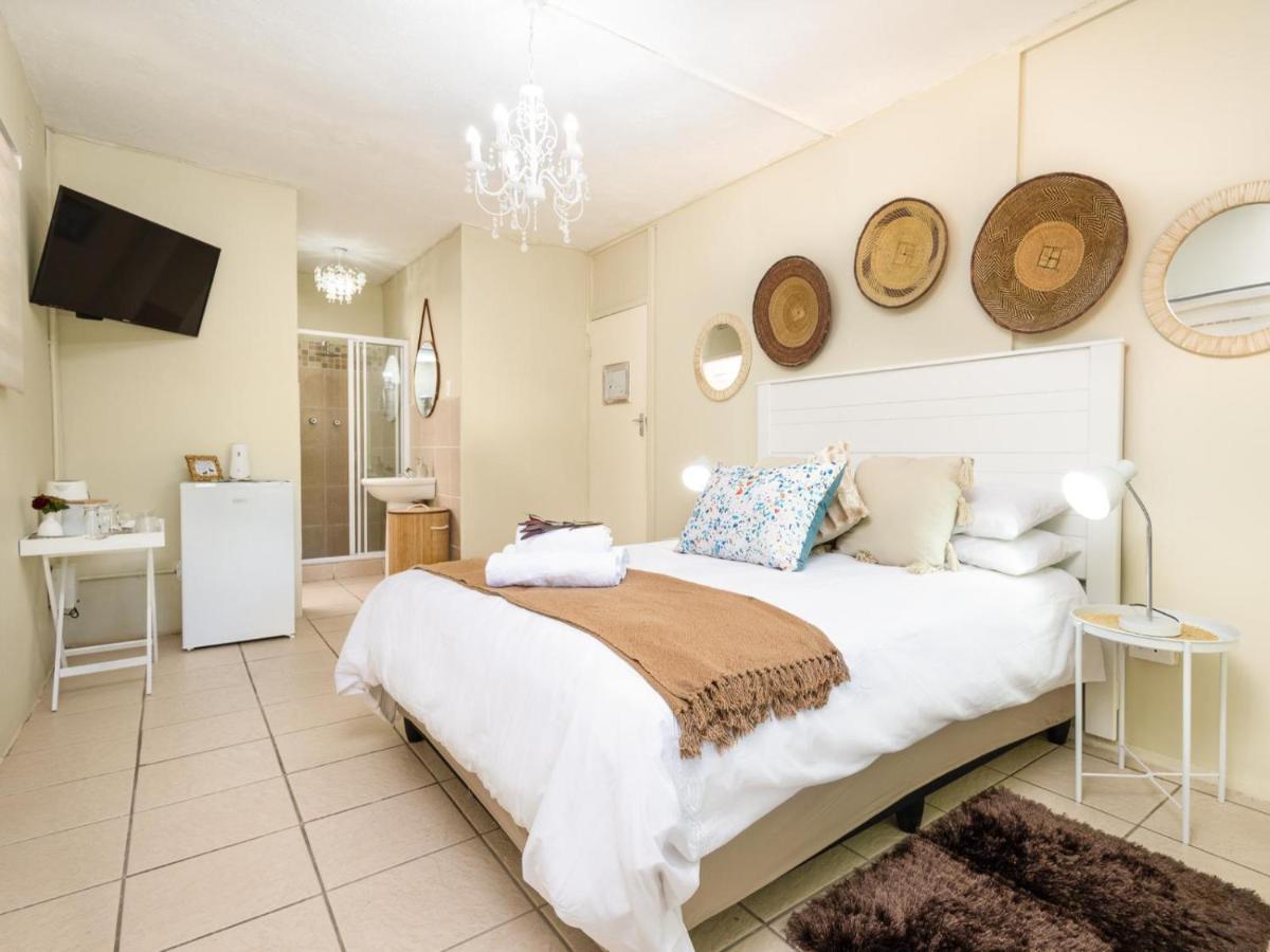 Woelfe Krantz Accommodation Mbombela Ruang foto