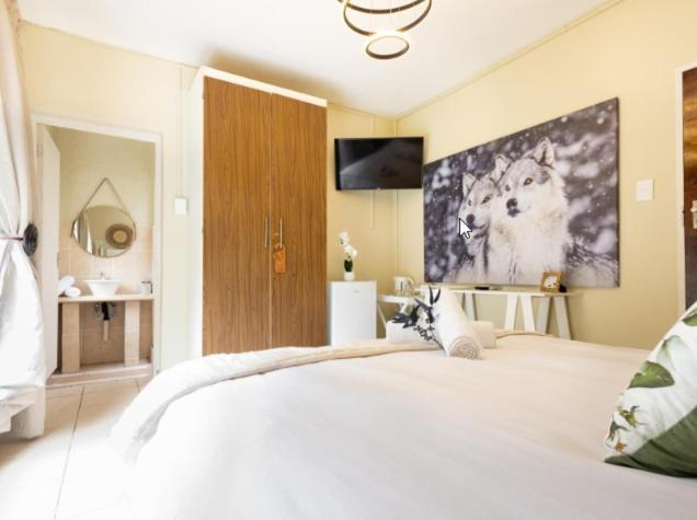 Woelfe Krantz Accommodation Mbombela Bagian luar foto