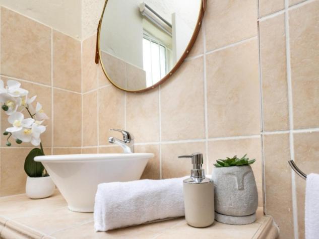 Woelfe Krantz Accommodation Mbombela Bagian luar foto